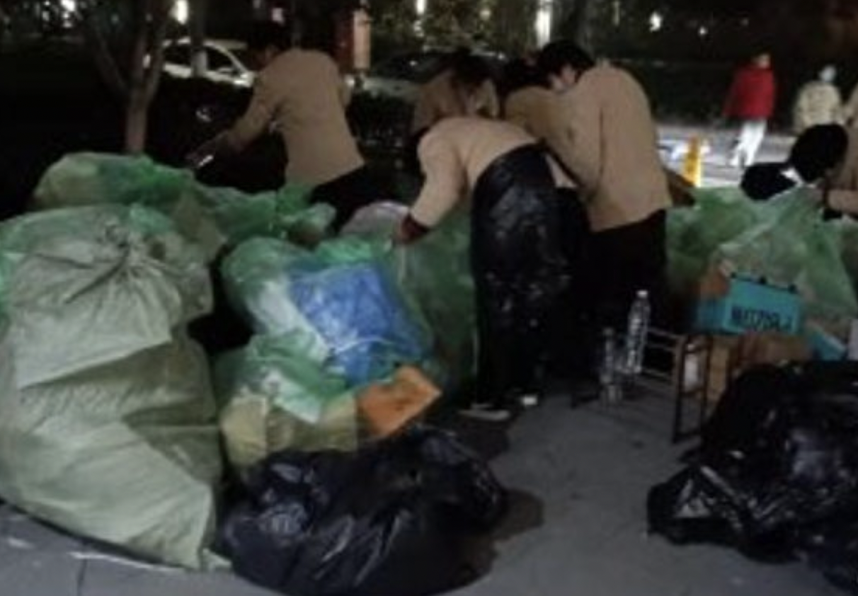 2022年2月16日，有关“苏州工业园区强征学生宿舍”的话题登上热搜榜