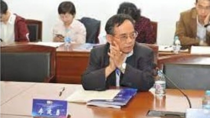 两会提10条建议 传上海大学教授已失去自由