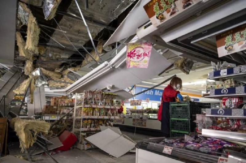 日本地震