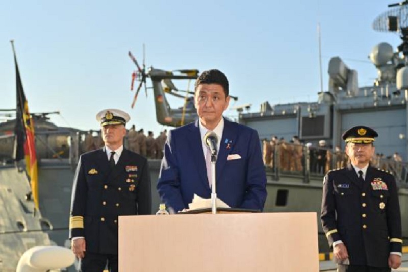 岸信夫
