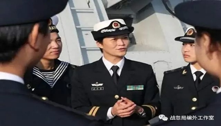 中国绍兴舰舰长韦慧晓