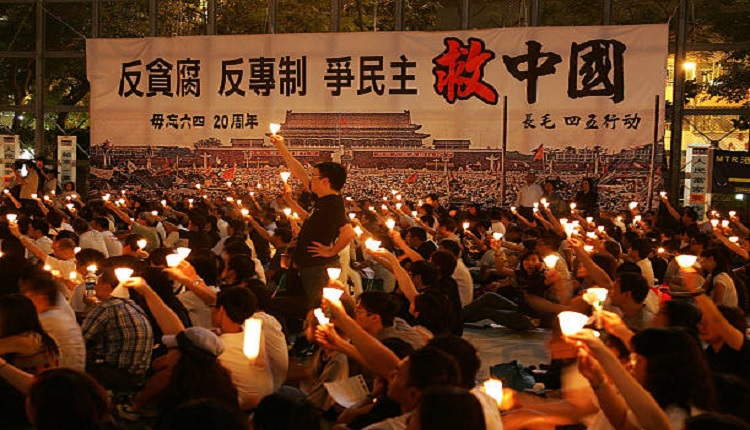 香港維多利亞公園2009年的六四燭光悼念集會