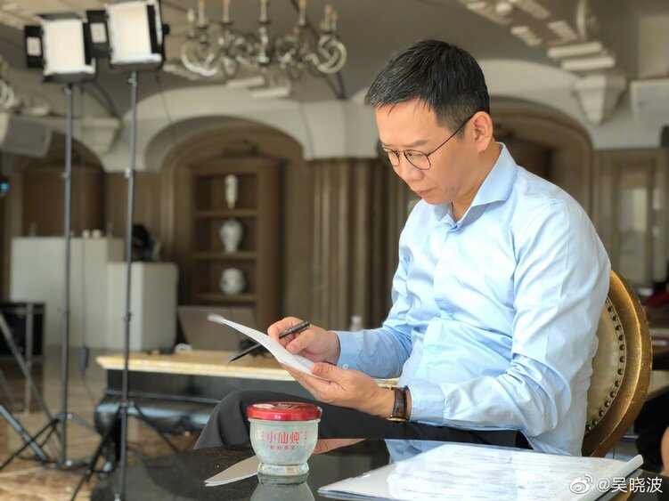 大陆财经作家吴晓波