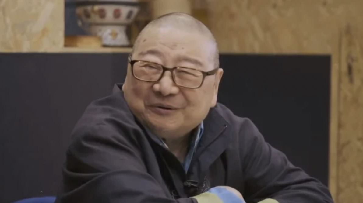 倪匡接受港台访问的视频截图