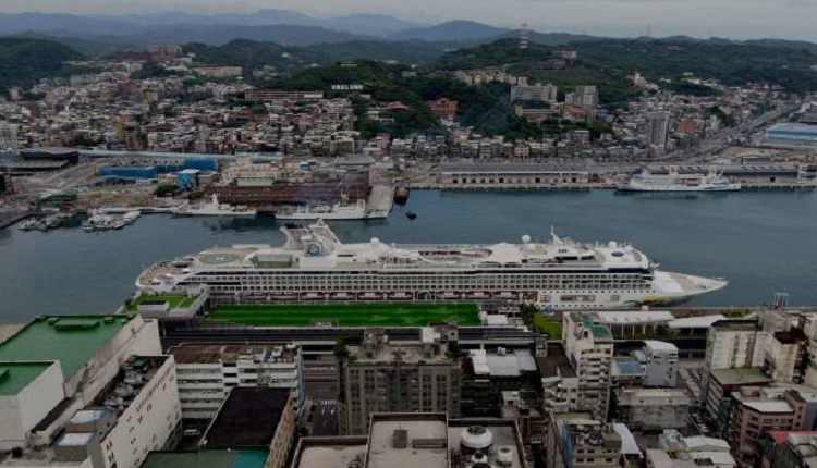 根据中共公布的6处实弹军演海域，会涉及台湾7大港口进入航道