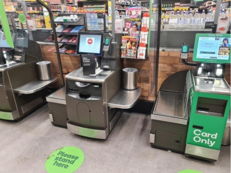 Woolworths自助收銀機