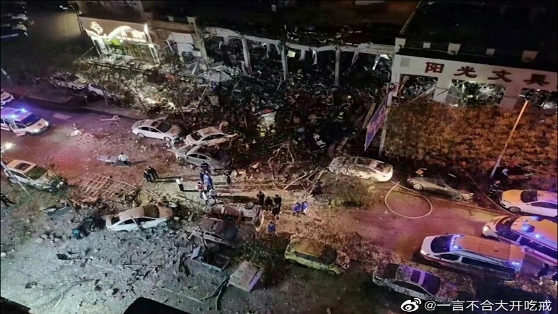 江西赣州店铺爆炸 至少1死逾10人受伤（视频）