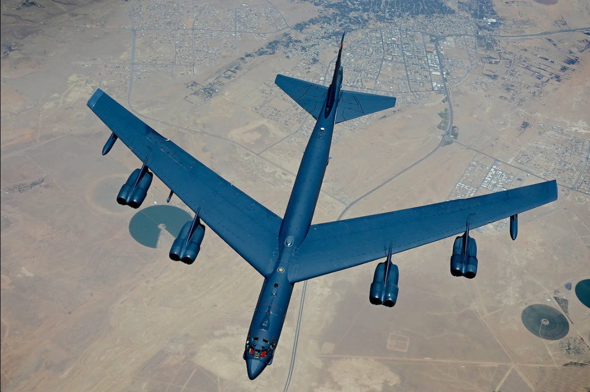 B-52轰炸机