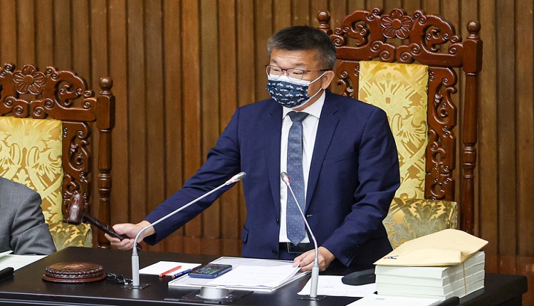立法三读通过精神卫生法修正草案
