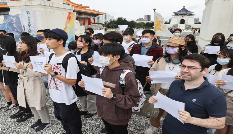 台灣民團聲援中國白紙革命