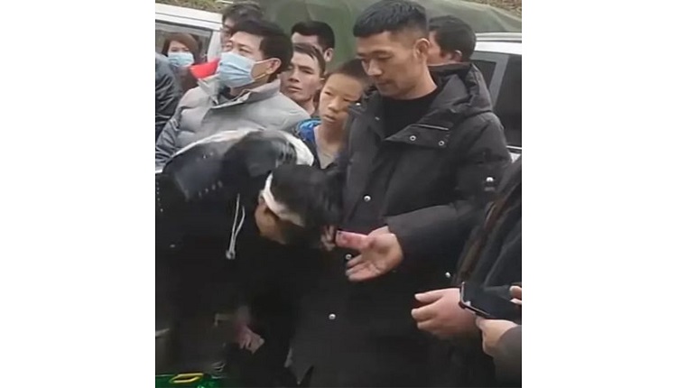 雲南昭通彝良縣落旺鄉小河壩，一個六口之家，六天內三人離世