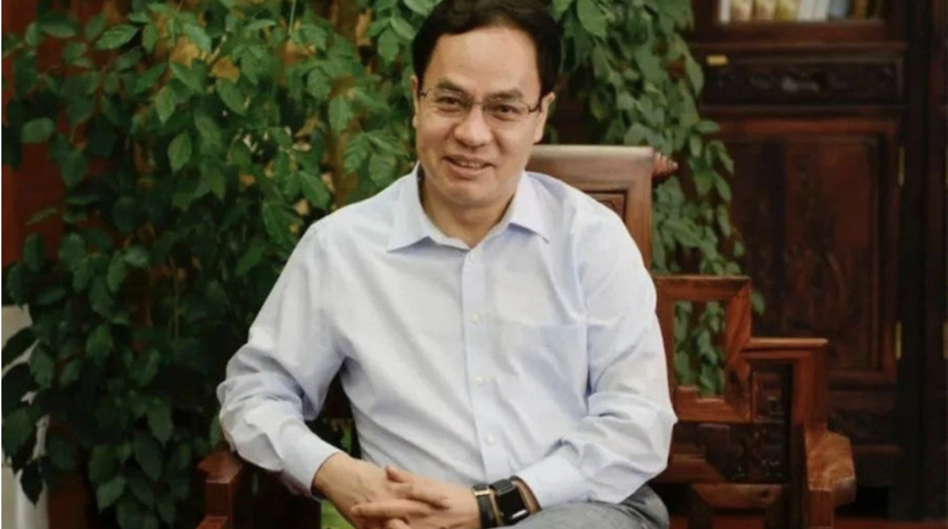 李河君白手起家创立汉能集团
