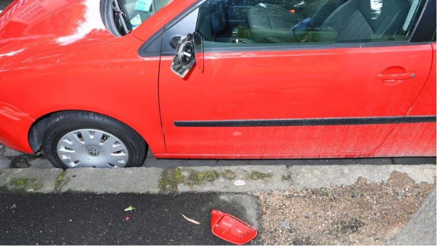 被破壞的汽車