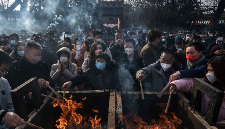 北京市民在雍和宫祈福