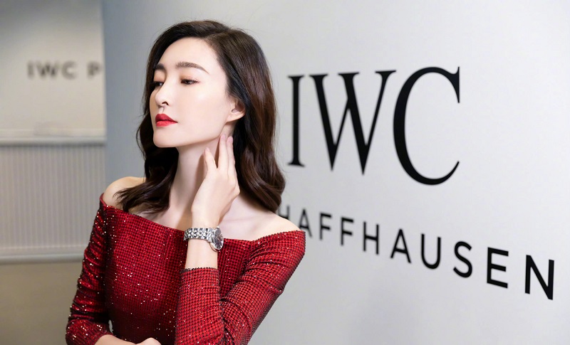 王丽坤