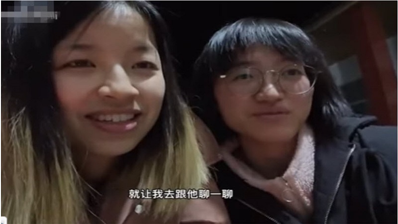 “华中师范大学”毕业生弯弯和超超