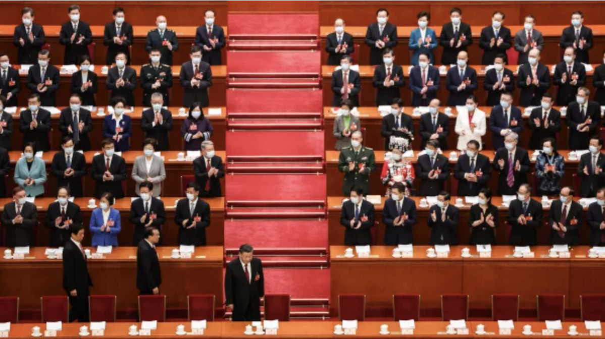 习近平参加两会