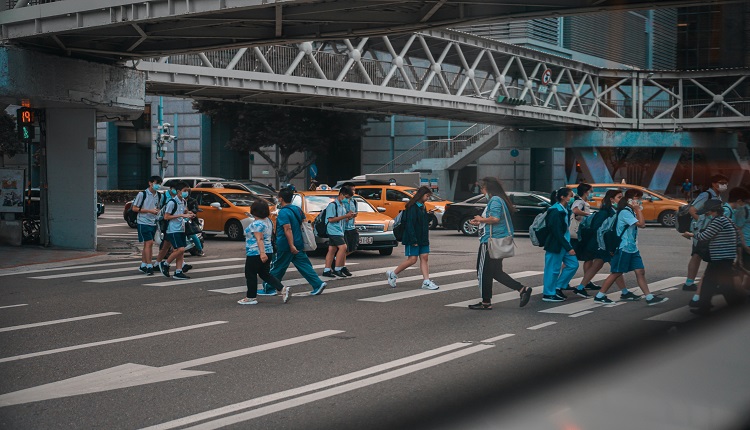 台湾拟修《民法》 防父母暴力管教小孩