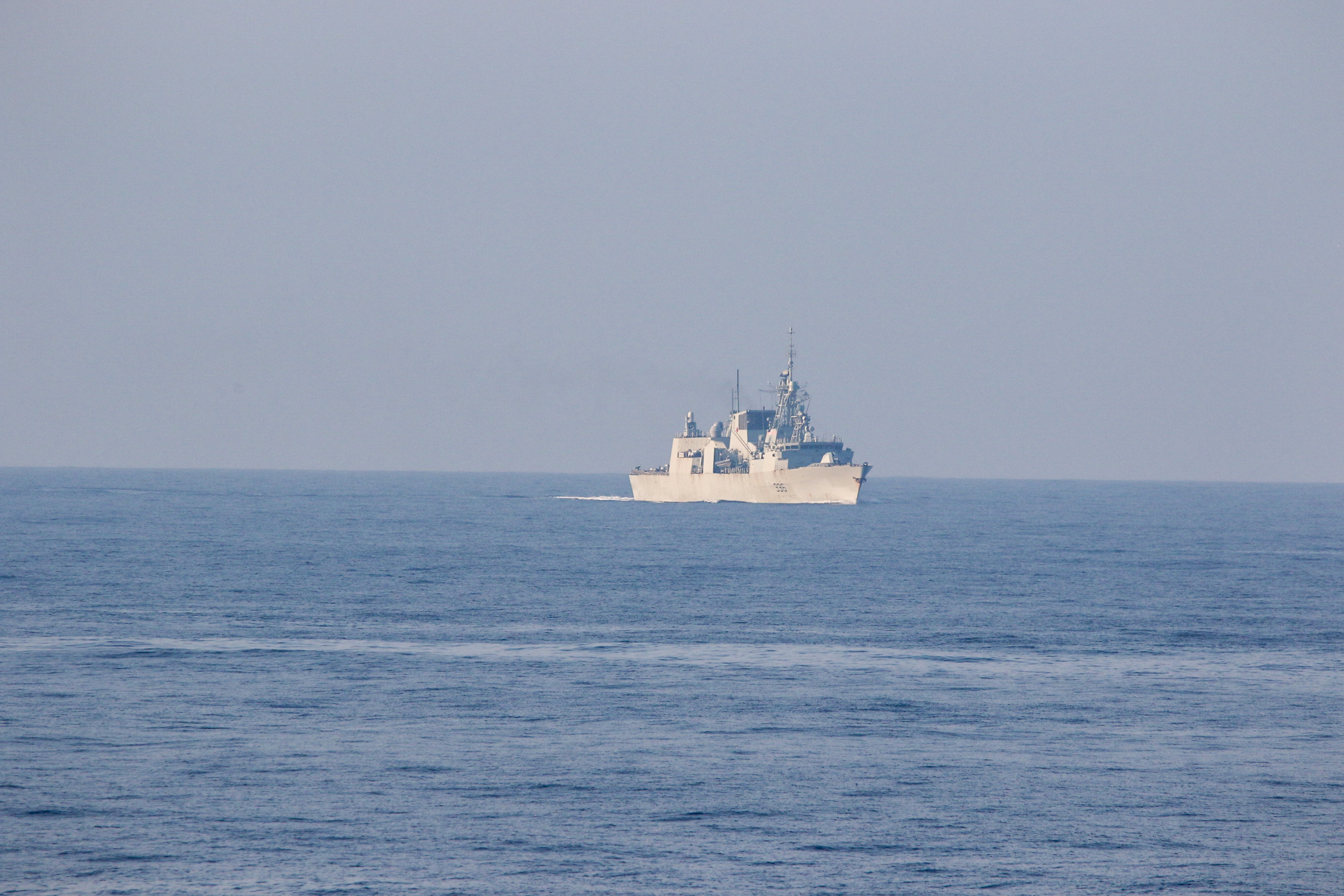 美國「鍾雲號」（USS Chung-Hoon）驅逐艦