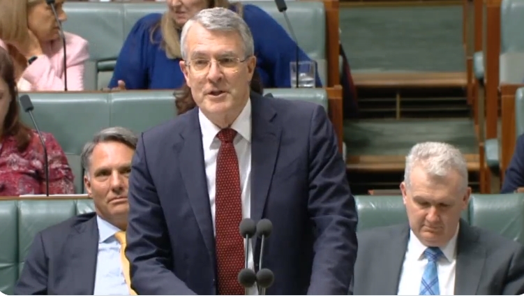总检察长Mark Dreyfus