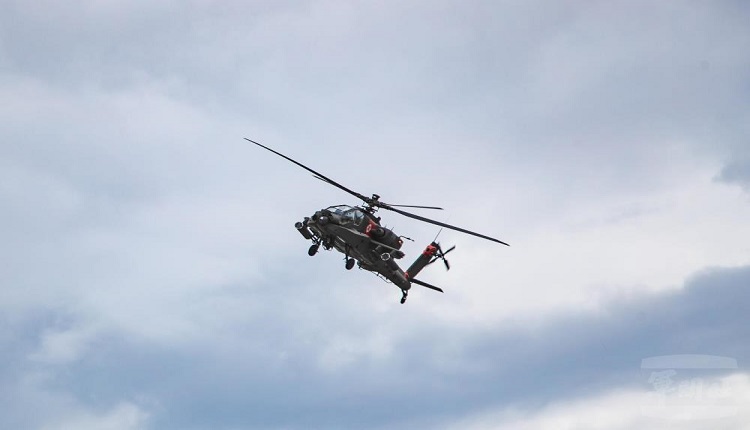 AH-64E阿帕契直升机