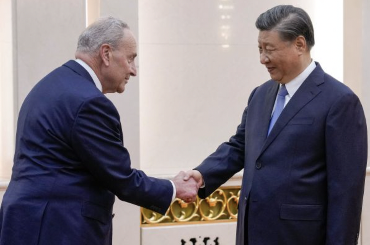 10月9日，习近平在北京迎接舒默到访。