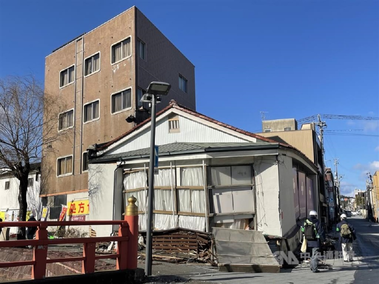 日本地震