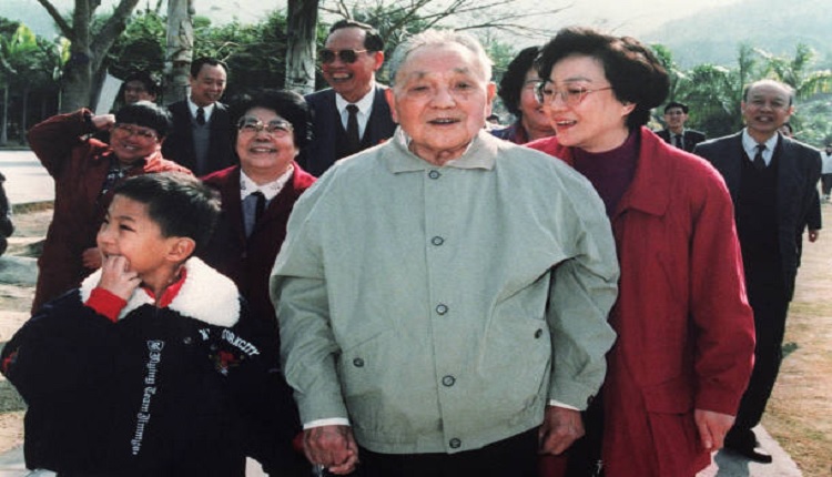 邓小平1992年1月南巡
