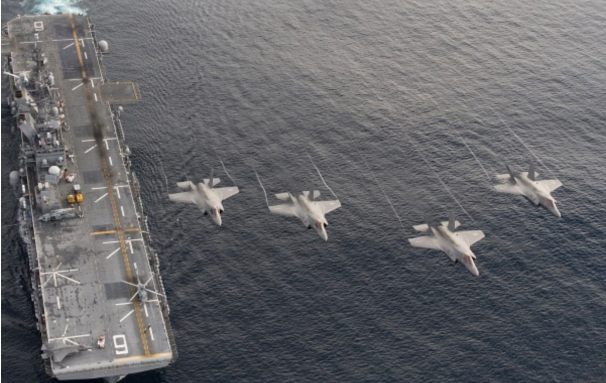 装载F-35B战机的“闪电航母”，能提供陆战队超凡卓绝的制空与打击性能