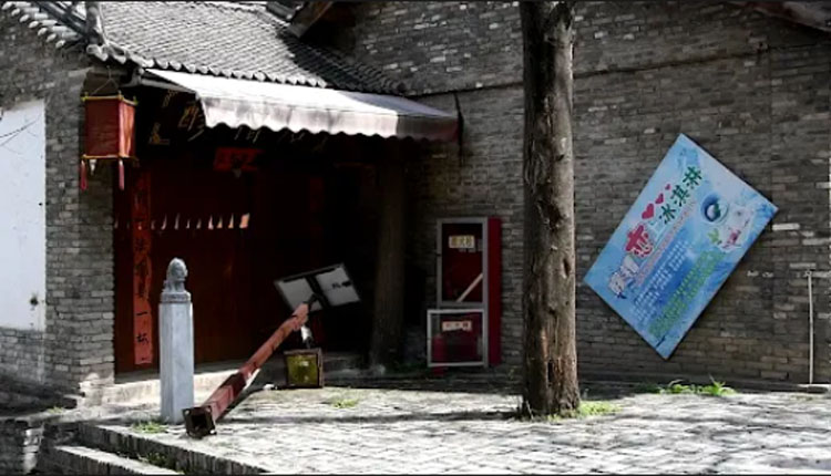 大败局！批量复制的旅游古镇，正在批量沦为“鬼镇”
