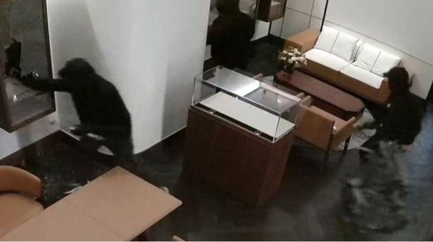 盗窃